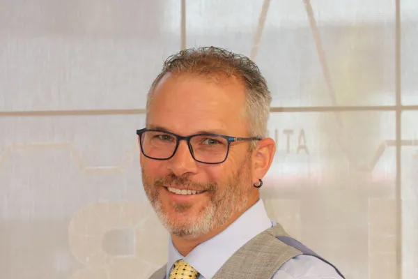 Michael Lewis